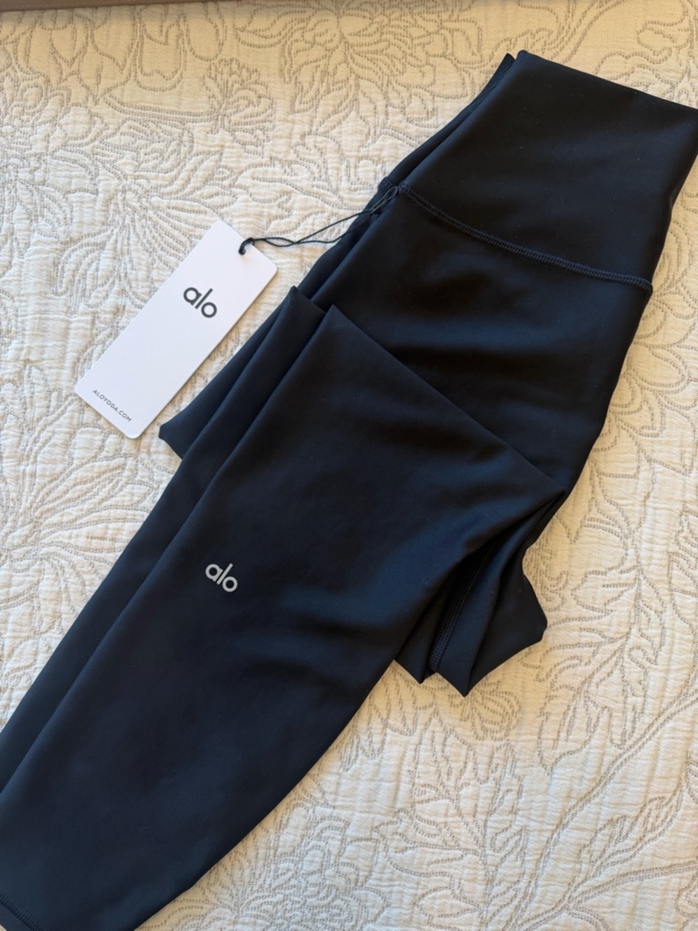 ALO Yoga Black 7/8 High-Waist Airlift Legging